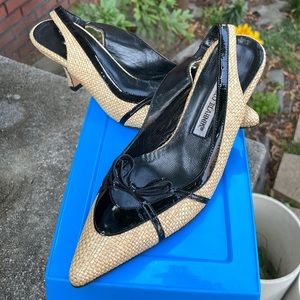 NWT Manolo Blanik sling back heels